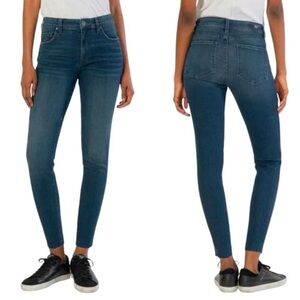 Kut from the cloth brand new without tags very sexy jeans raw ankle hem